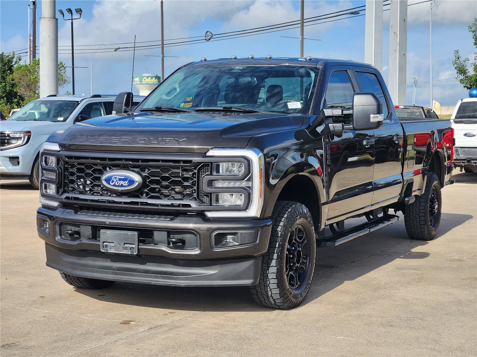 Used 2024 Ford F350 XL w/ STX Appearance Package AWD/4WD image 4
