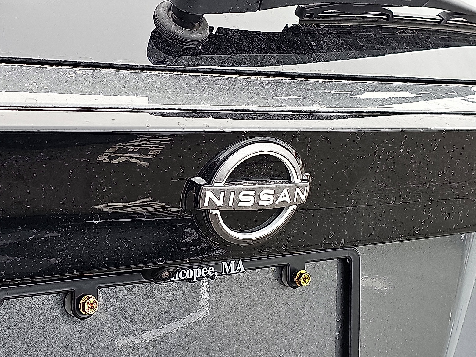 New 2026 Nissan Kicks SV w/ SV Premium Package image 6