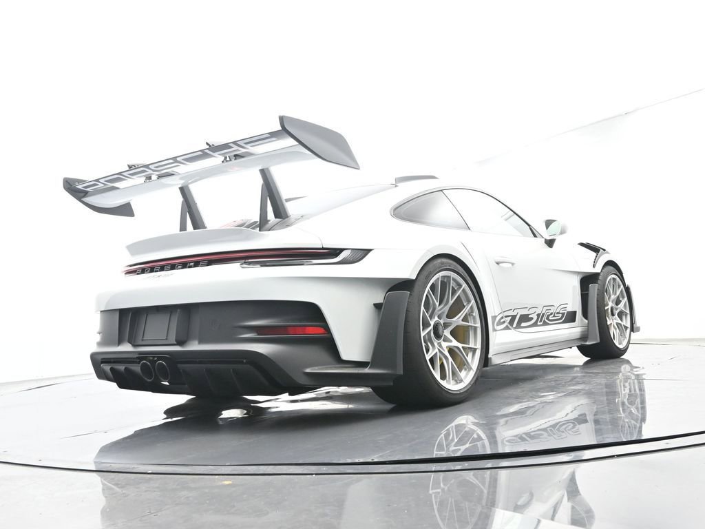 Used 2025 Porsche 911 GT3 RS RWD image 51