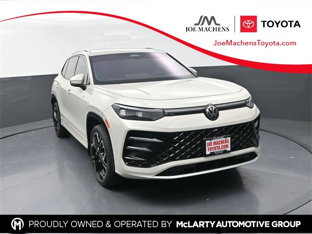 Used 2025 Volkswagen Tiguan SEL R-Line