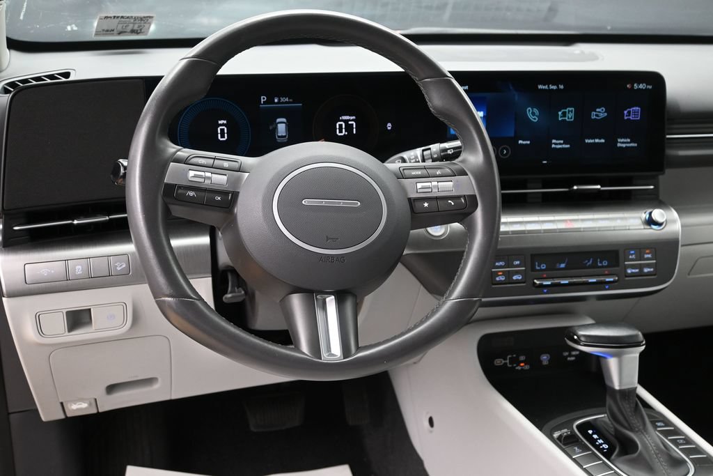 Used 2025 Hyundai Kona SEL AWD/4WD image 19