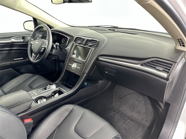 Used 2020 Ford Fusion Energi Titanium image 31