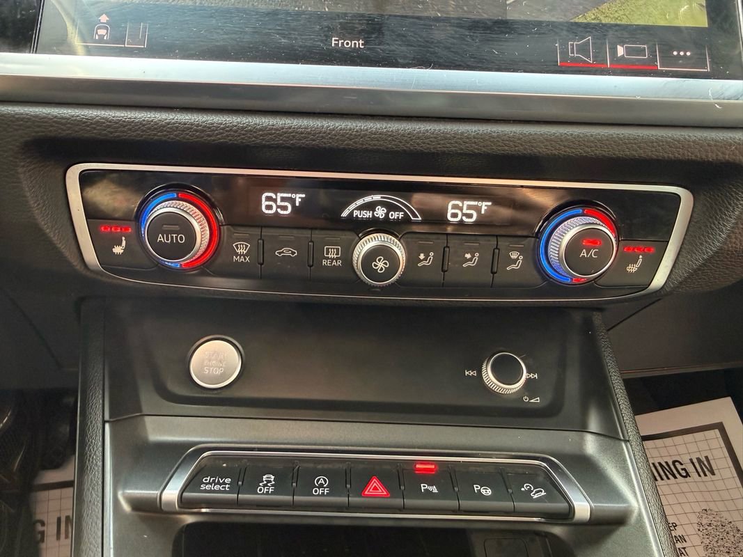 Used 2020 Audi Q3 2.0T Prestige w/ Prestige Package AWD/4WD image 16