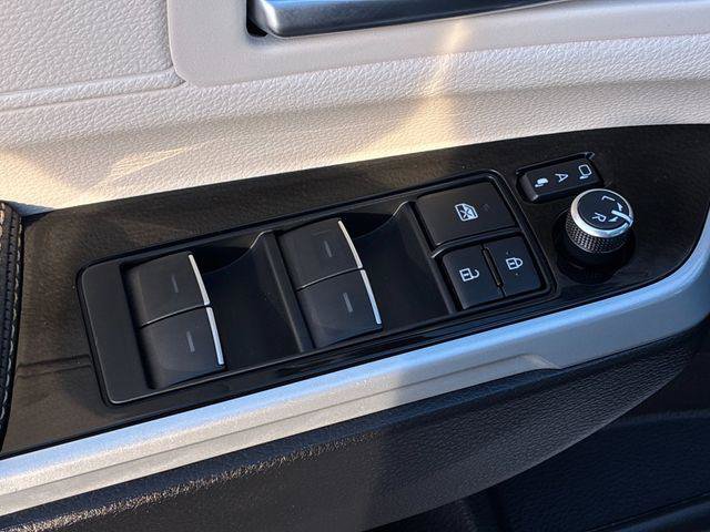 Certified 2026 Toyota Sienna Limited FWD image 13