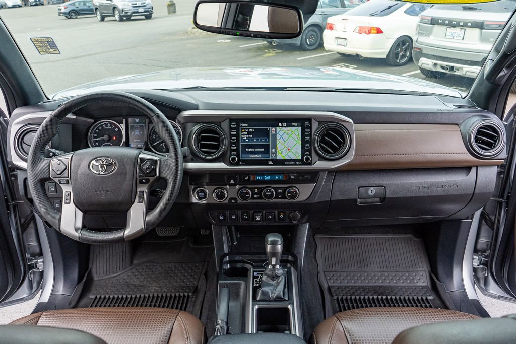 Used 2021 Toyota Tacoma Limited image 23