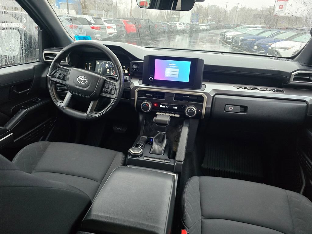 Used 2024 Toyota Tacoma SR5 AWD/4WD image 14