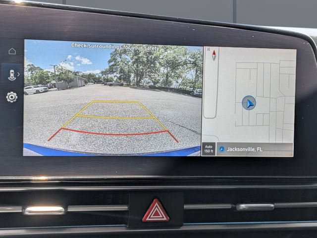 Used 2024 Hyundai Elantra SEL FWD image 22