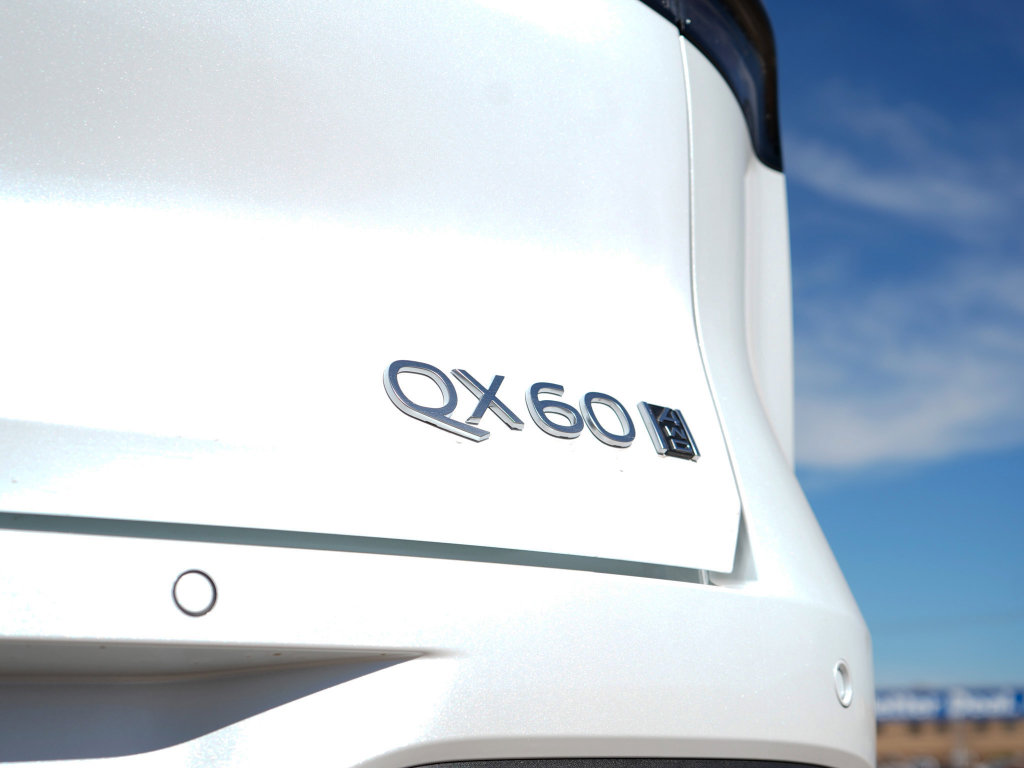 New 2026 INFINITI QX60 Luxe w/ Cargo Package image 12