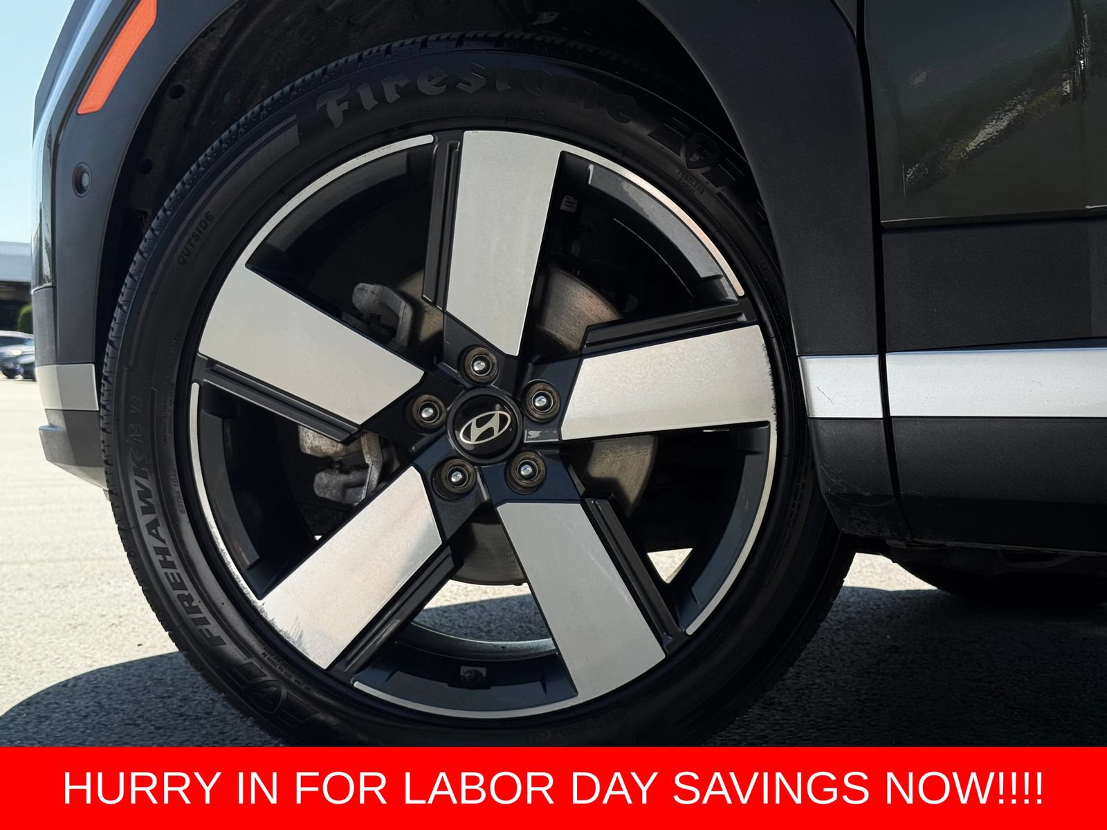 Used 2024 Hyundai Santa Fe Limited AWD/4WD image 34