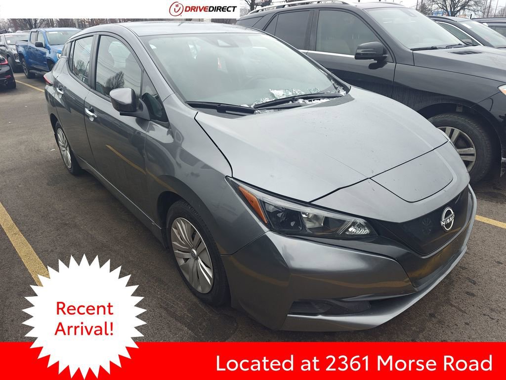 Used 2023 Nissan Leaf S image 1