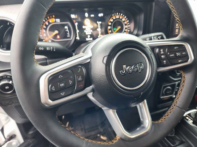Used 2024 Jeep Wrangler Unlimited Sahara AWD/4WD image 20