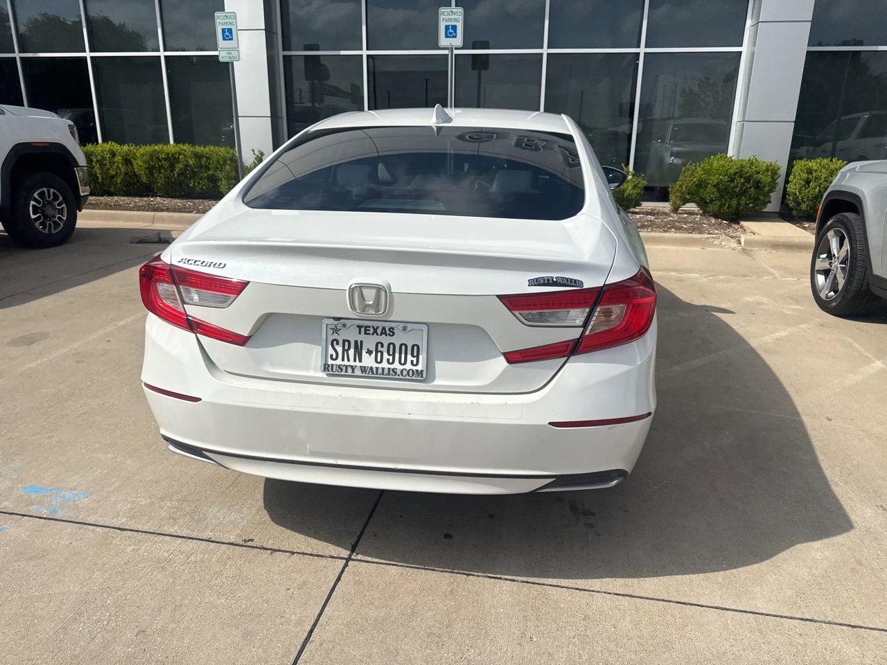 Used 2019 Honda Accord LX image 5