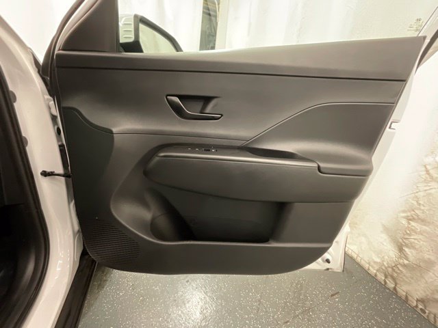 Used 2025 Hyundai Kona SEL AWD/4WD image 22
