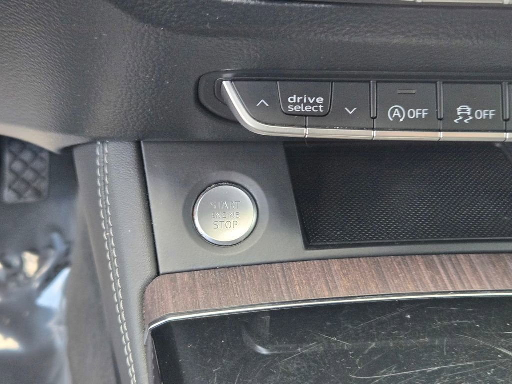 Used 2021 Audi Q5 2.0T Premium Plus w/ Premium Plus Package AWD/4WD image 18