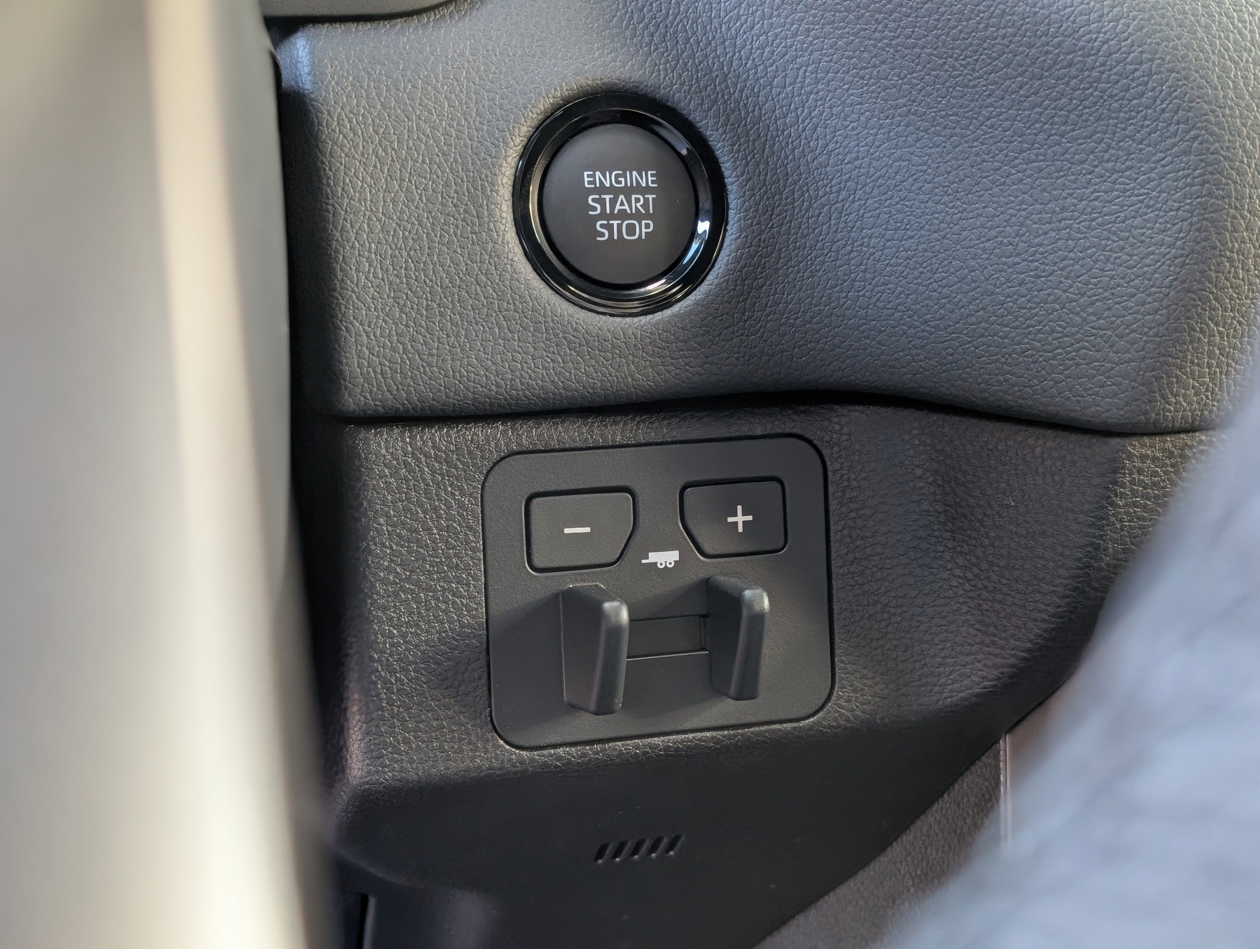 New 2026 Toyota Tundra Limited image 17