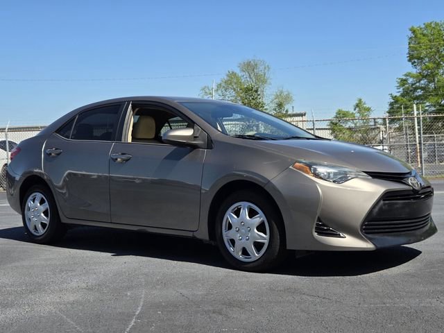 Used 2019 Toyota Corolla LE FWD image 7