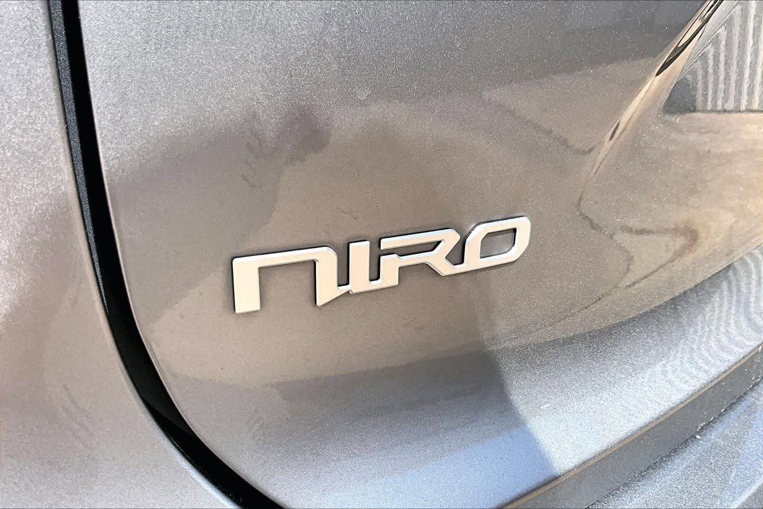 Certified 2023 Kia Niro Wind image 28