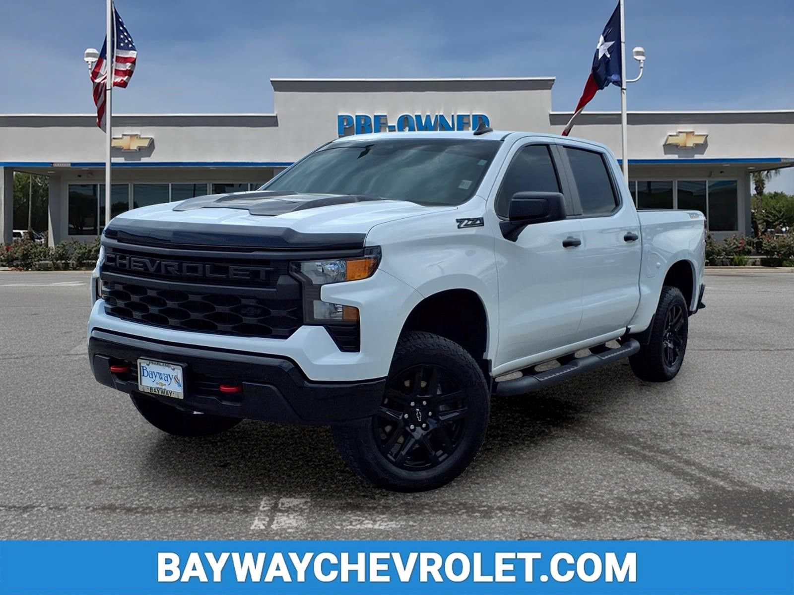 Used 2024 Chevrolet Silverado 1500 Custom Trail Boss w/ LPO, Dark Essentials Package AWD/4WD image 1