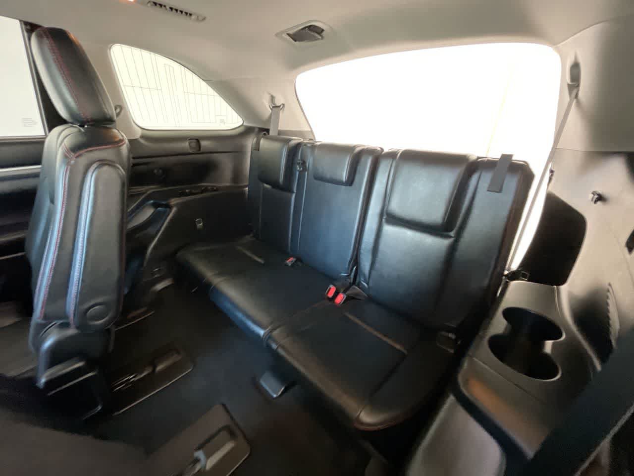 Certified 2019 Toyota Highlander SE AWD/4WD image 24