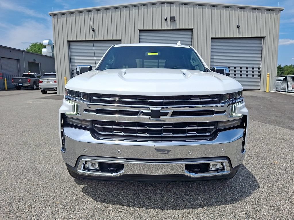 Used 2021 Chevrolet Silverado 1500 LTZ AWD/4WD image 2