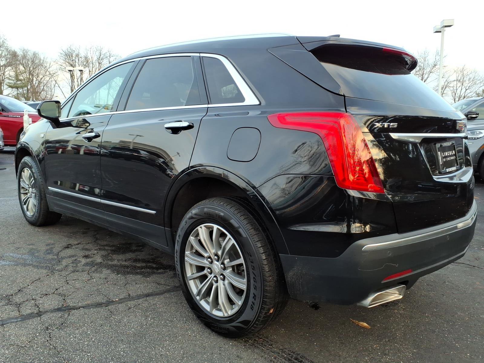 Used 2017 Cadillac XT5 Luxury w/ Driver Awareness Package image 5