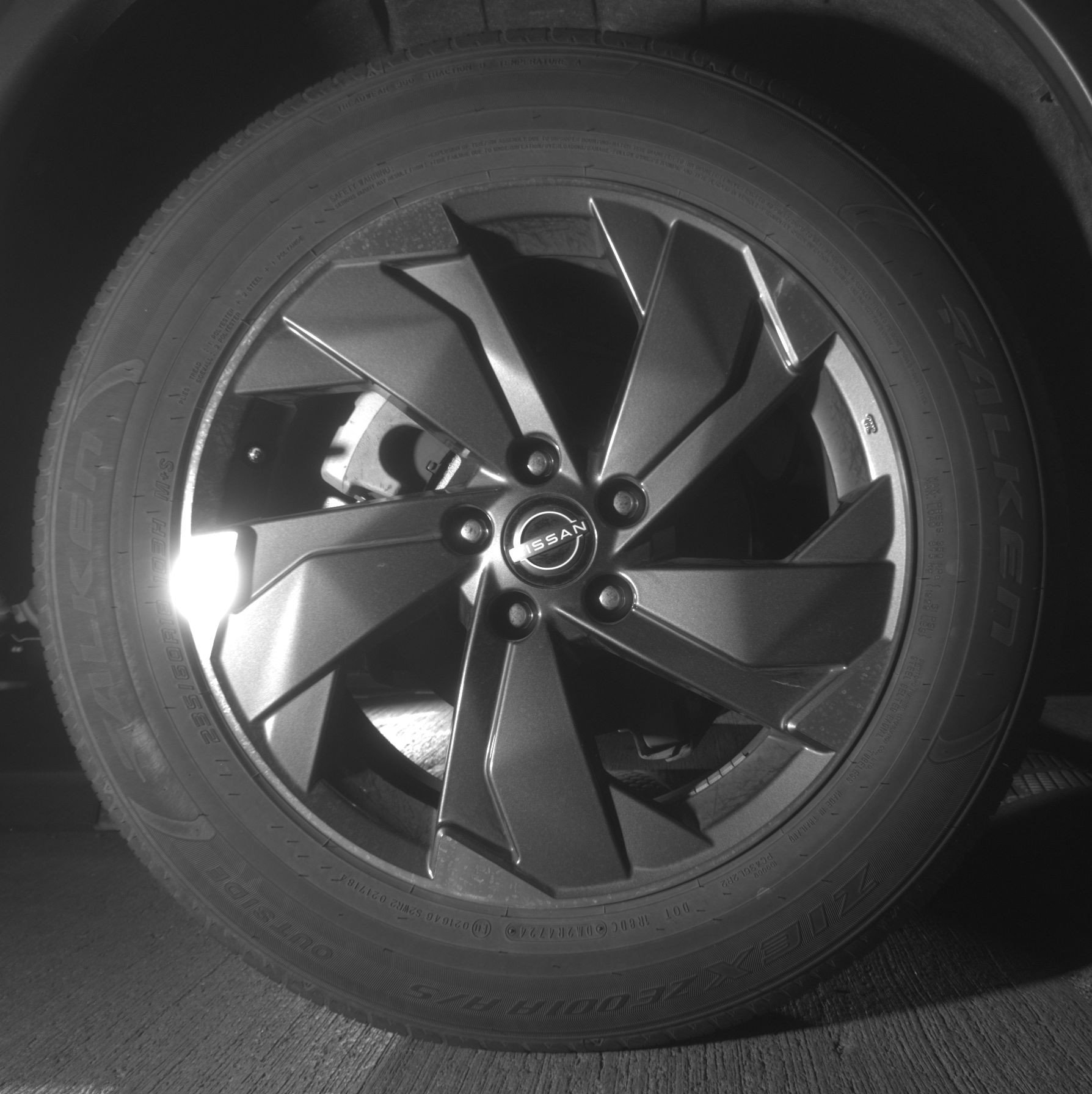 Used 2025 Nissan Rogue SV FWD image 15