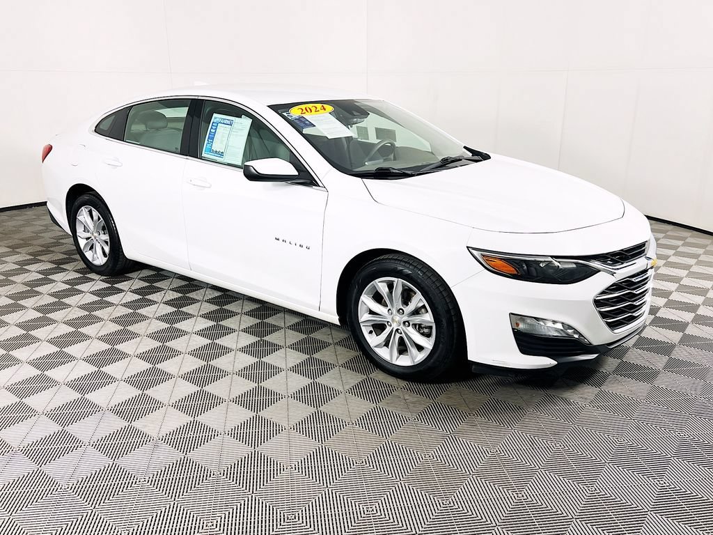 Used 2024 Chevrolet Malibu LT FWD image 1