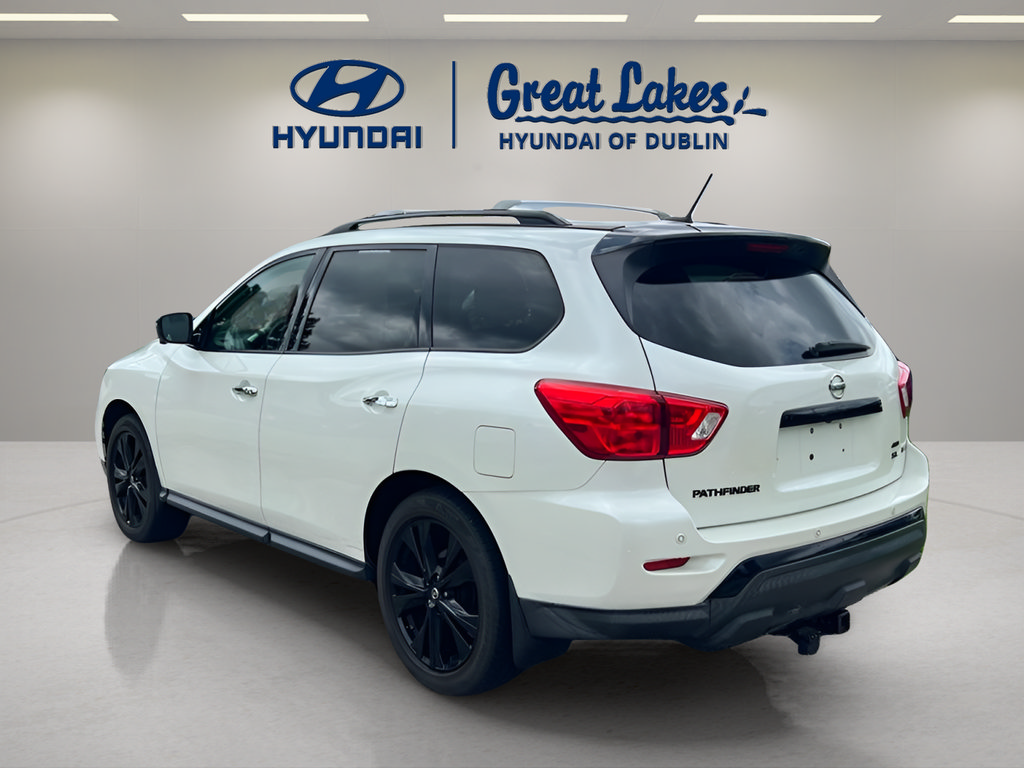 Used 2018 Nissan Pathfinder SL w/ Midnight Edition Package AWD/4WD image 3