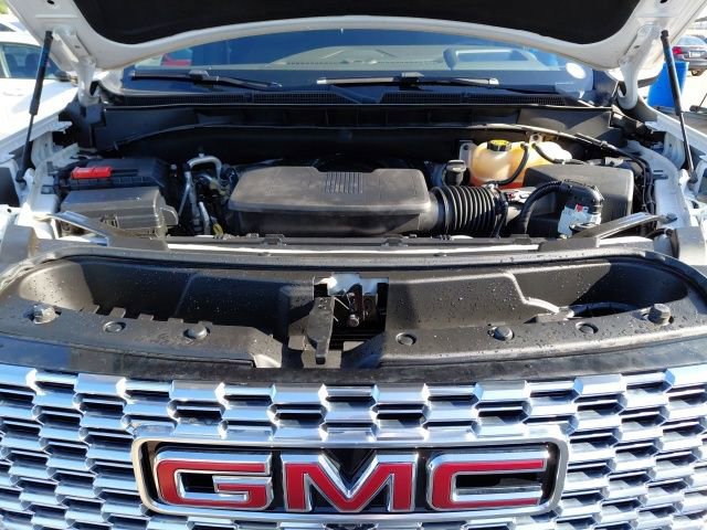 Used 2022 GMC Yukon XL Denali AWD/4WD image 39