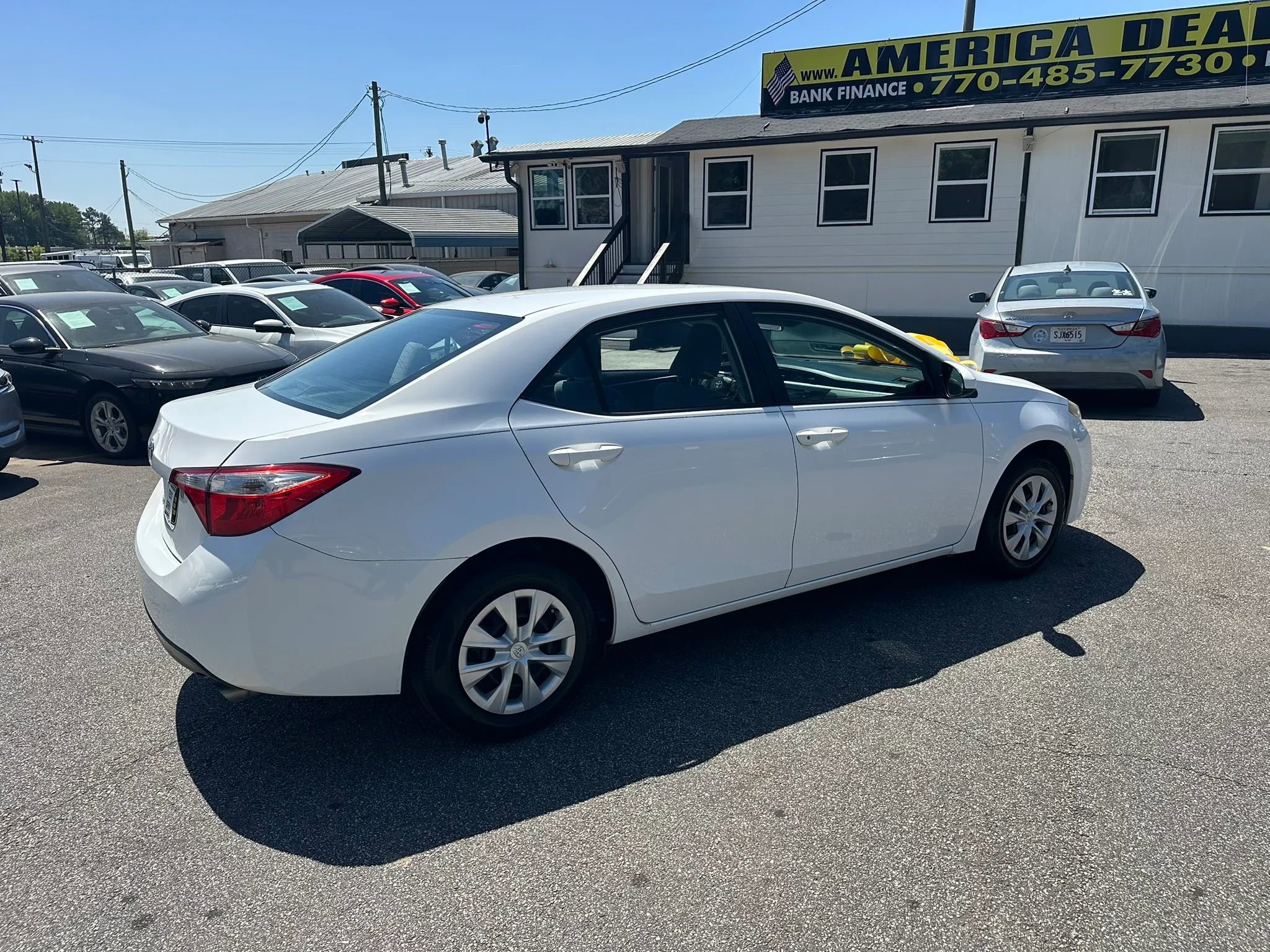 Used 2015 Toyota Corolla L image 9