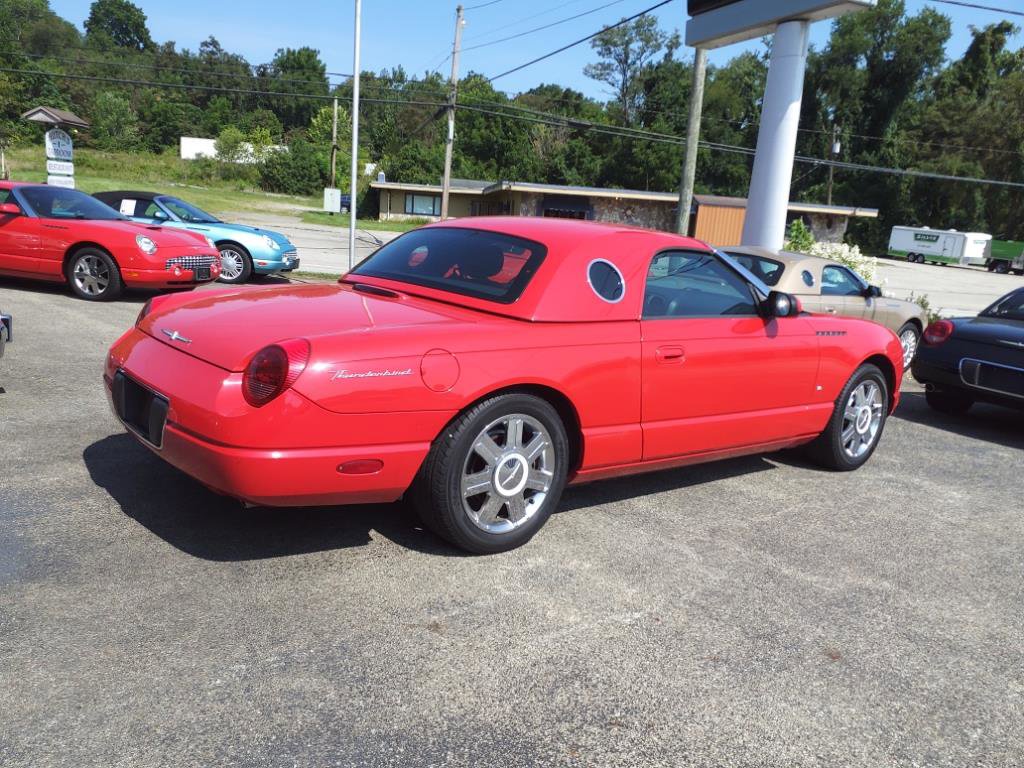 Used 2004 Ford Thunderbird Deluxe image 3