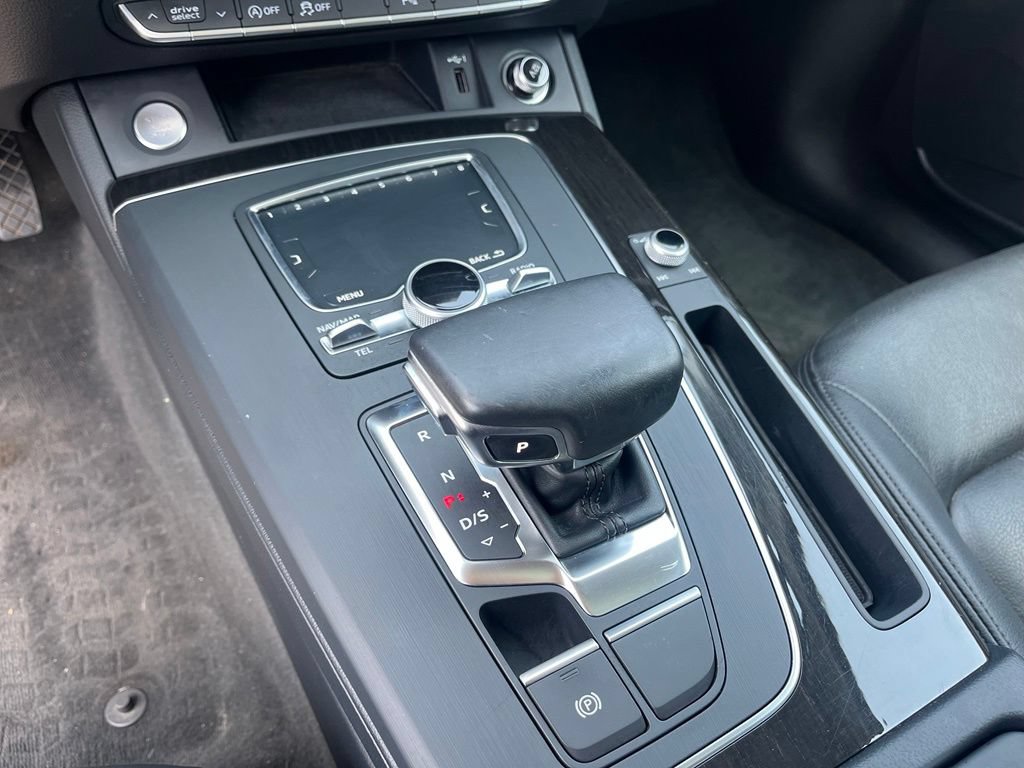Used 2018 Audi Q5 2.0T Premium Plus w/ Premium Plus Package AWD/4WD image 39