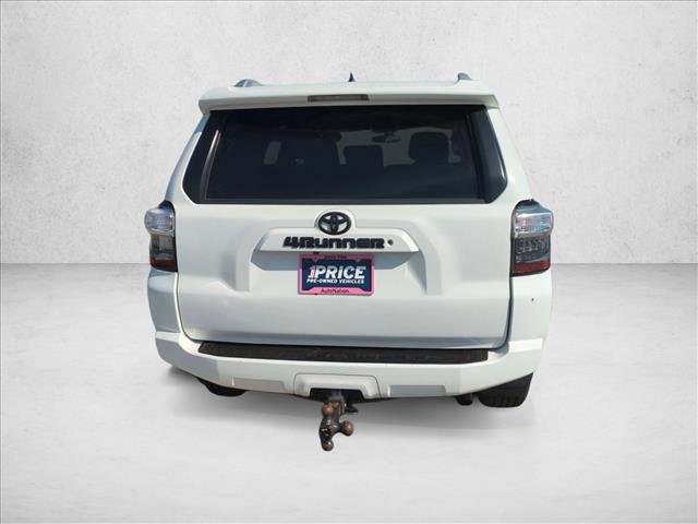 Used 2015 Toyota 4Runner SR5 AWD/4WD image 13