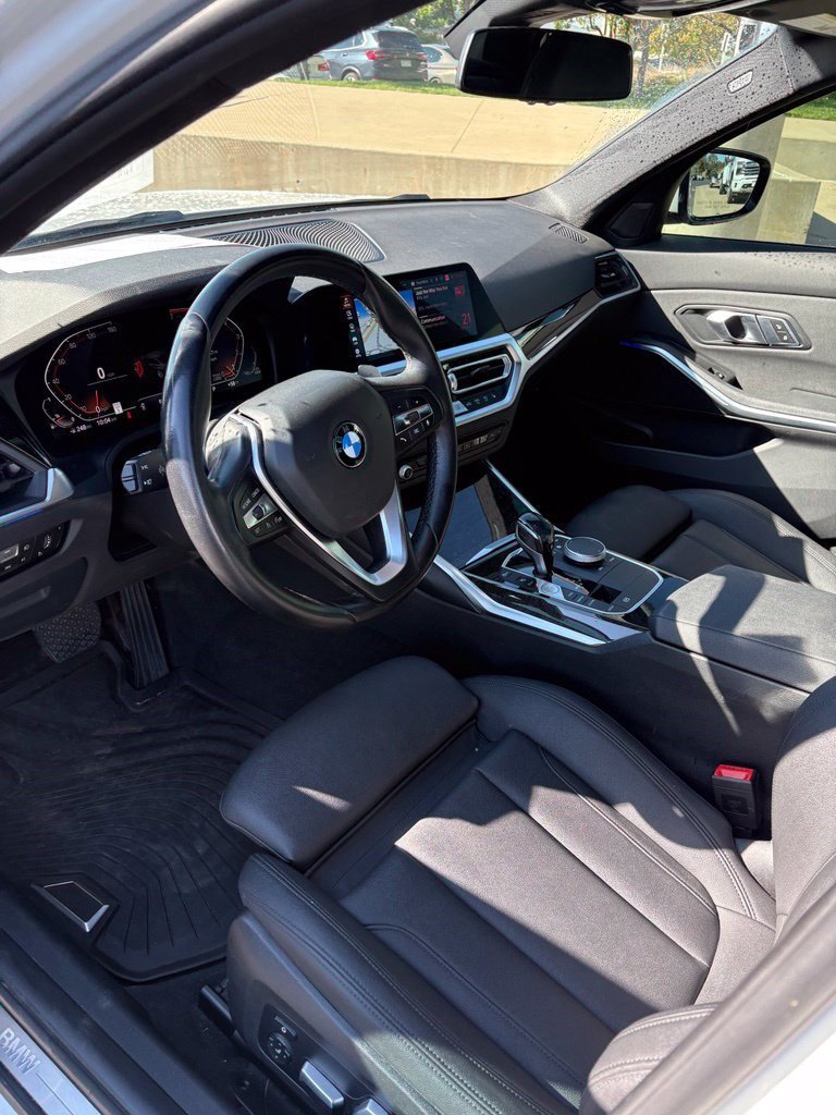 Used 2021 BMW 330i xDrive Sedan w/ Convenience Package AWD/4WD image 9