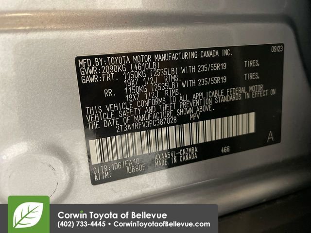 Used 2023 Toyota RAV4 XLE Premium image 27