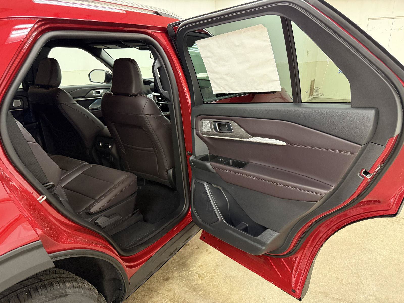 New 2026 Ford Explorer Platinum AWD/4WD image 32