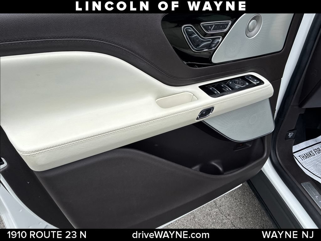 Certified 2021 Lincoln Aviator Black Label w/ Dynamic Handling Package AWD/4WD image 13
