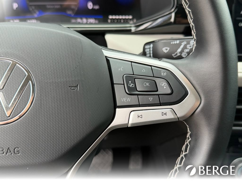 Used 2025 Volkswagen Taos S FWD image 36