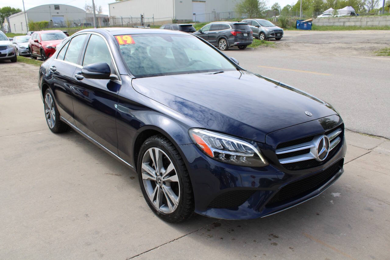 Used 2019 Mercedes-Benz C 300 4MATIC Sedan image 3