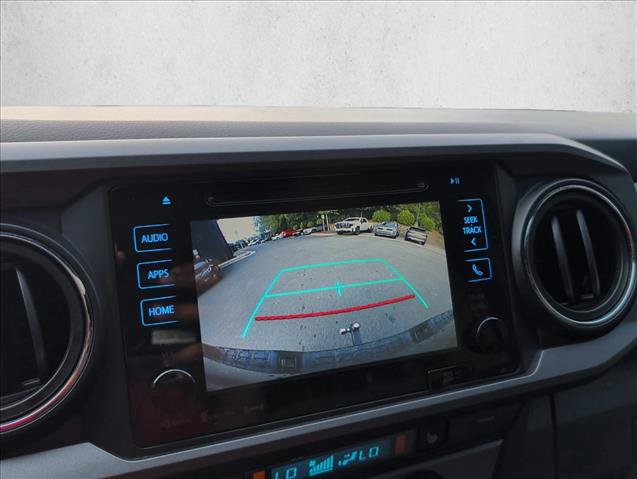 Used 2016 Toyota Tacoma TRD Off-Road w/ Premium & Technology Package AWD/4WD image 13