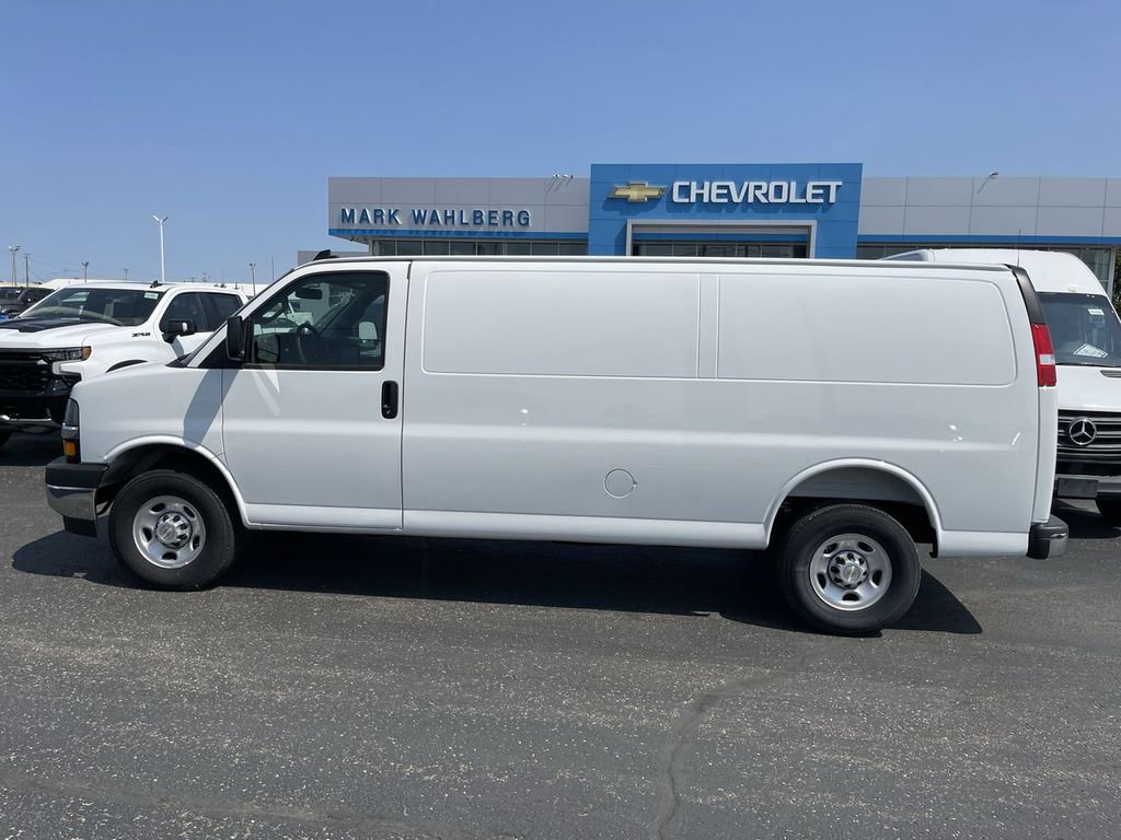New 2025 Chevrolet Express 3500 Extended w/ Driver Convenience Package RWD image 3