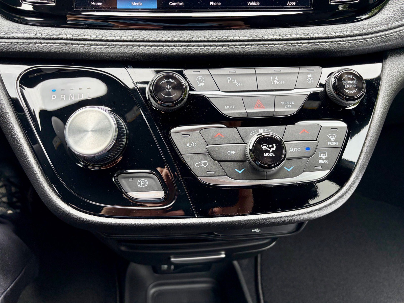 New 2027 Chrysler Pacifica Select FWD image 27
