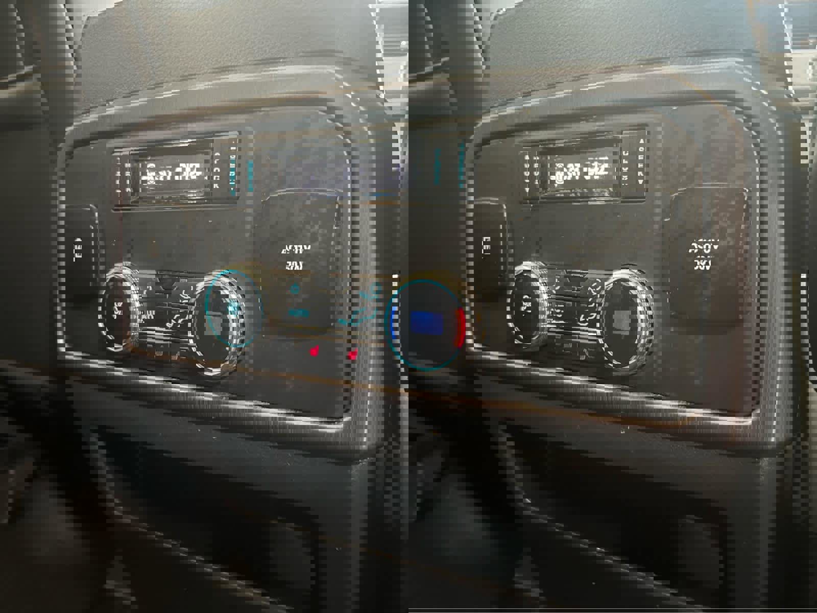 Used 2023 Ford Expedition Platinum image 37