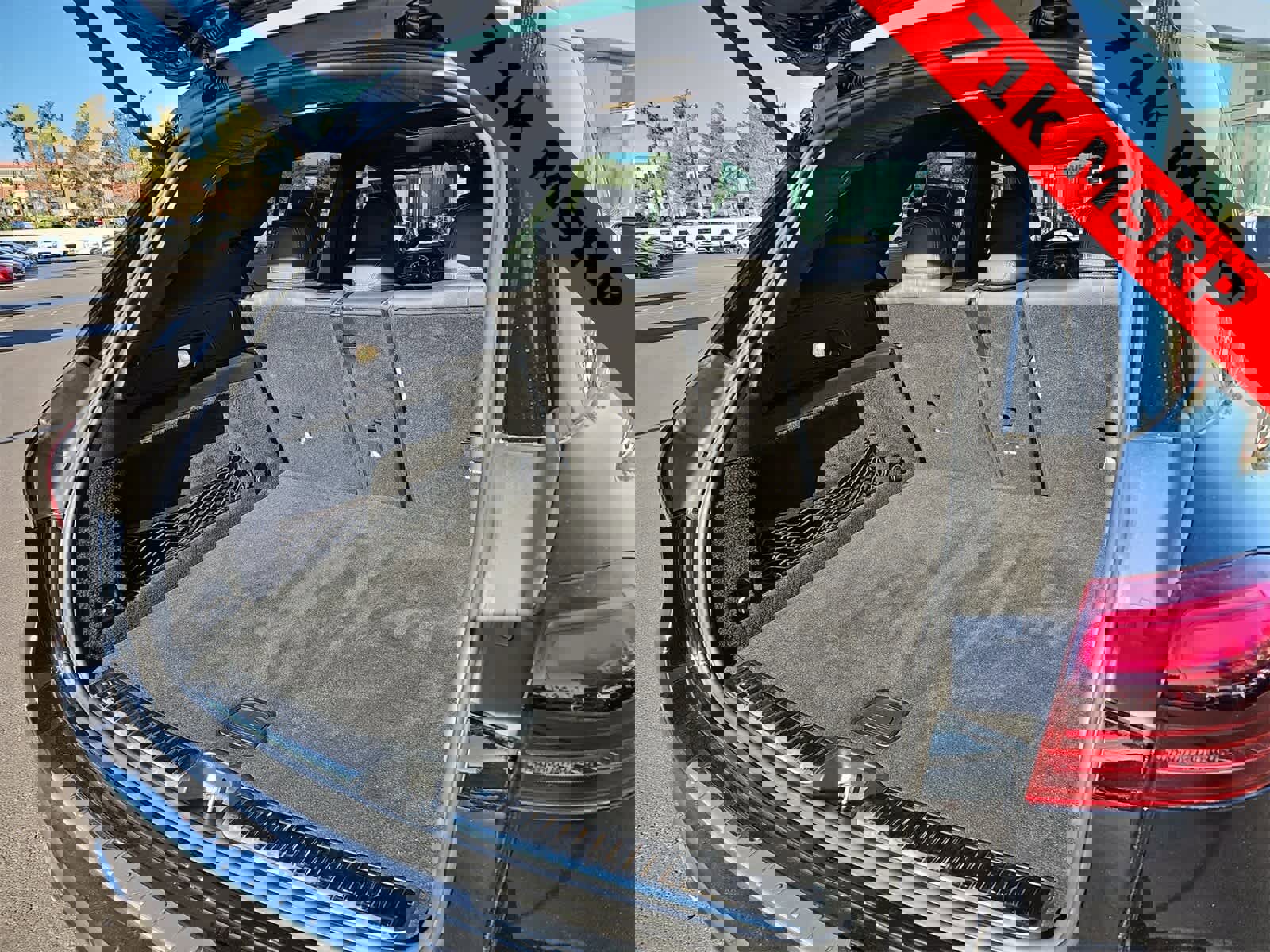 Used 2025 Mercedes-Benz GLE 350 4MATIC image 23