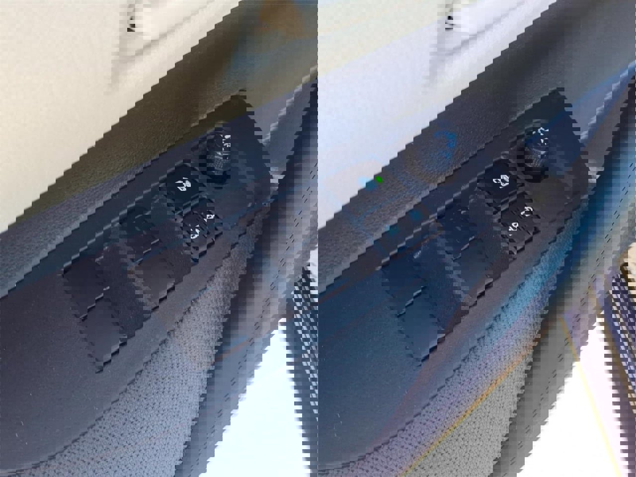 Used 2024 Toyota Corolla LE image 13