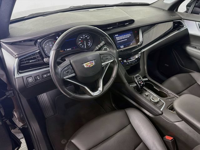 Used 2024 Cadillac XT6 Premium Luxury w/ Technology Package AWD/4WD image 13