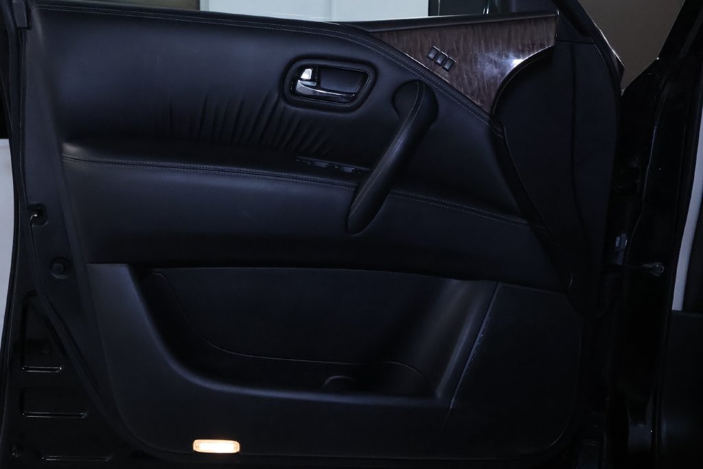 Used 2019 Nissan Armada Platinum w/ Captain's Chairs Package AWD/4WD image 15