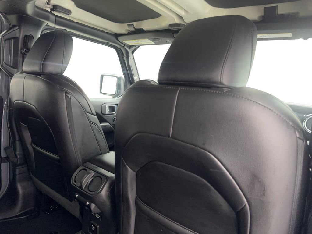 Used 2023 Jeep Wrangler Altitude image 40