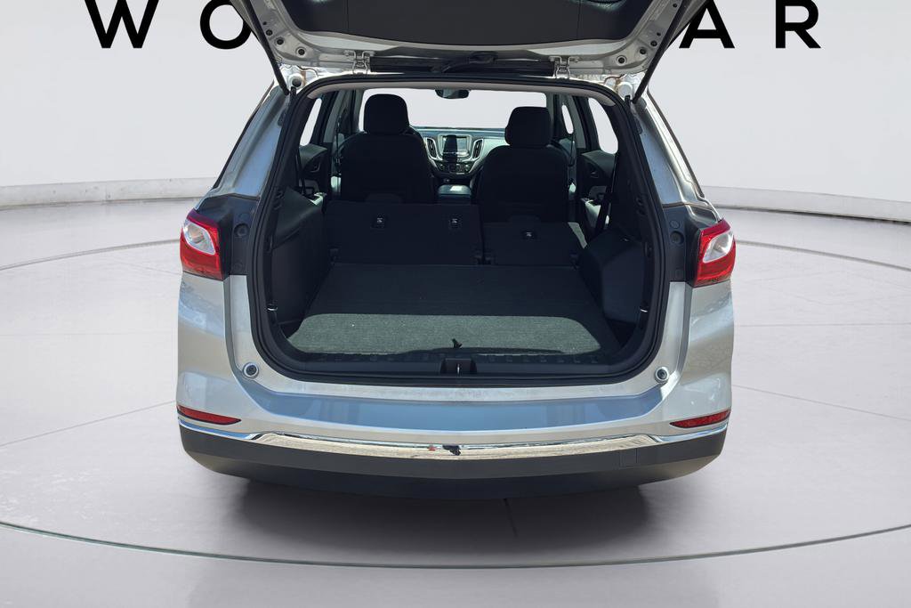 Used 2018 Chevrolet Equinox LS FWD image 19