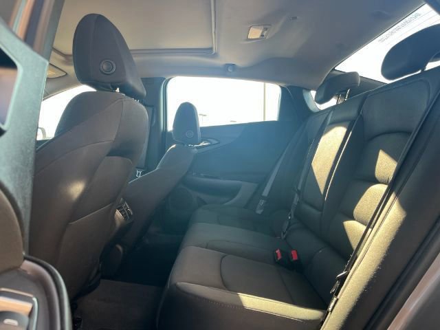 Used 2023 Chevrolet Malibu LT image 14